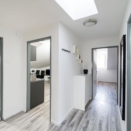 City Center Mayess Aparment Задар Экстерьер фото