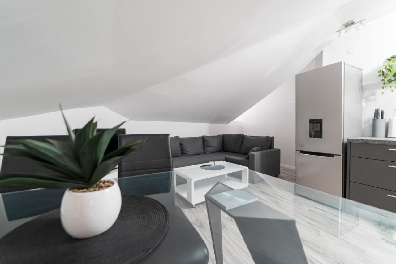 City Center Mayess Aparment Задар Экстерьер фото
